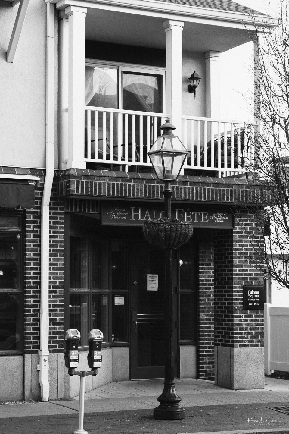 Store Facade, Halo Fete, Hulfish St, Princeton